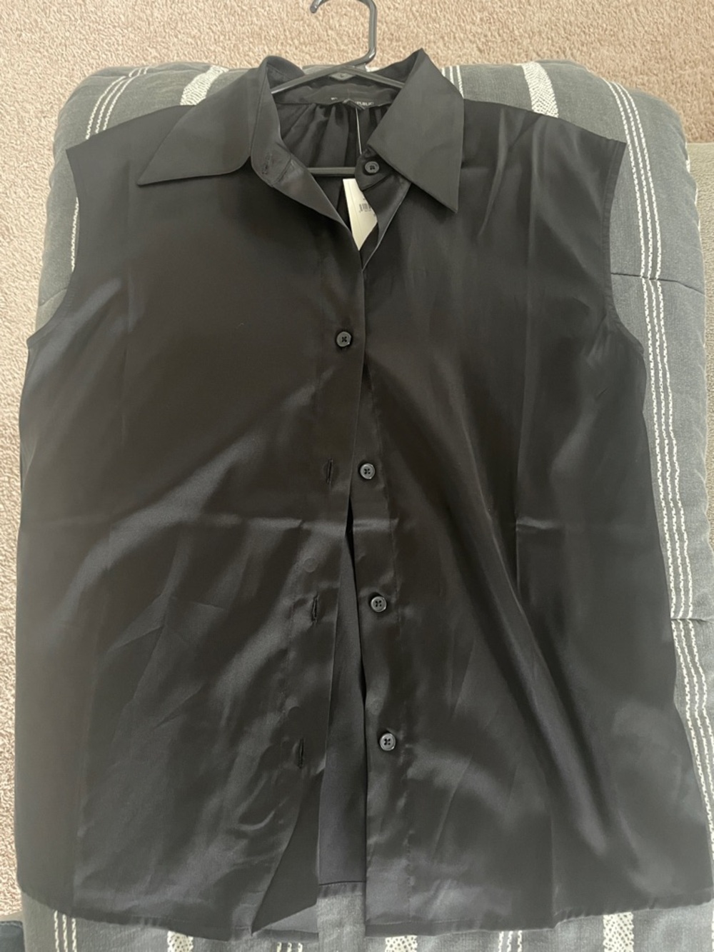 Banana Republic Black Sleeveless Button-Down Shirt